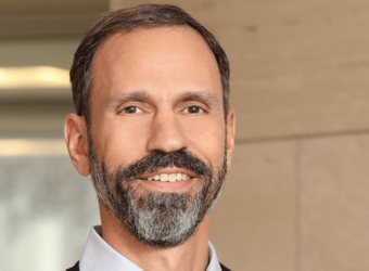 万事达卡任命 Craig Vosburg 为首席产品官，Linda Kirkpatrick 接任北美区总裁