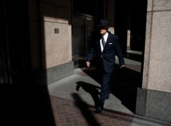 FBI卧底协助SEC破获证券欺诈案，Charlie Abujudeh被控非法获利超900万美元