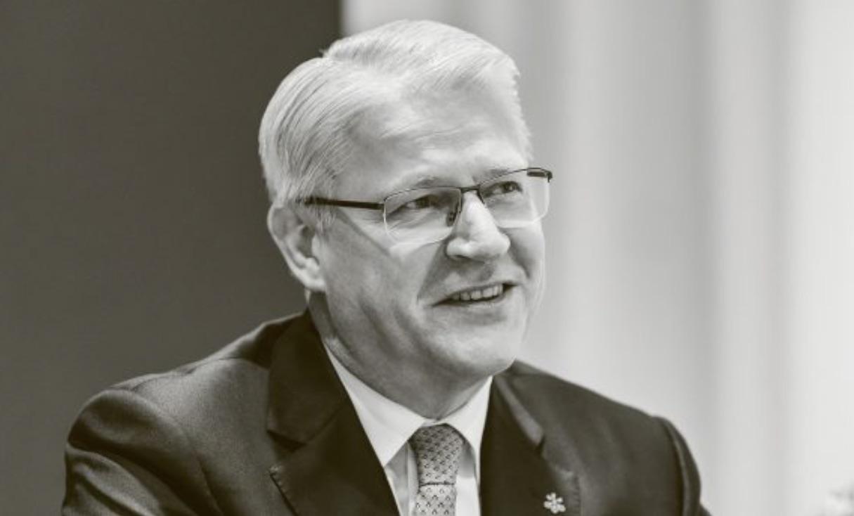 Markus Ronner将接替Lukas Gähwiler出任瑞银瑞士董事长