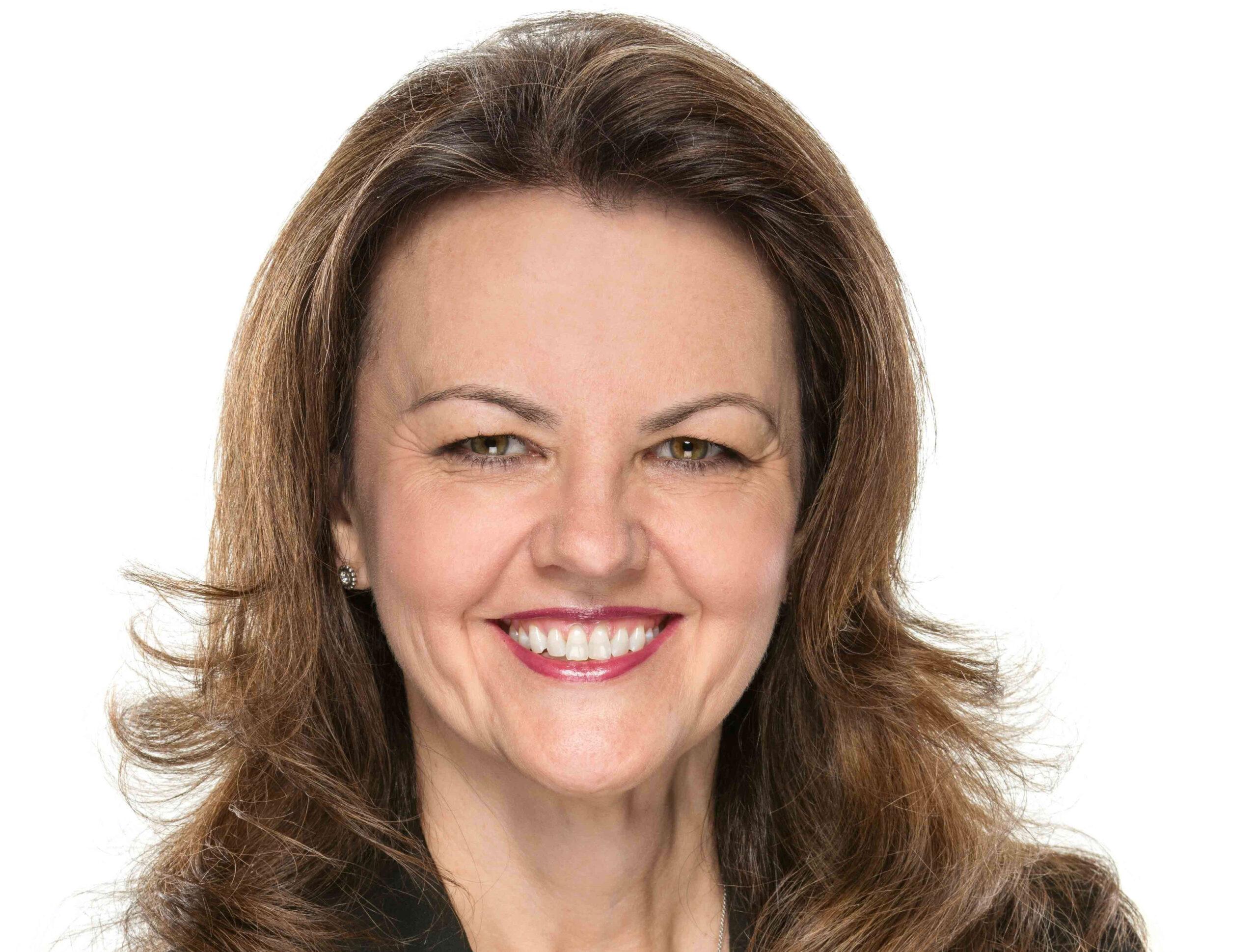 i2c 任命 Serena Smith 为首席客户官