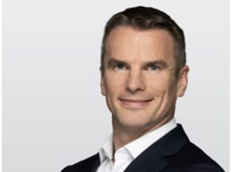 Cboe全球总裁Dave Howson将于8月1日卸任，Cathy Clay与Chris Isaacson职责扩大