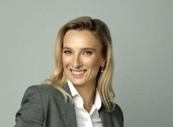 Your Bourse管理层变动:Elina Pedersen接任CEO,Andrey Vedikhin转任董事长
