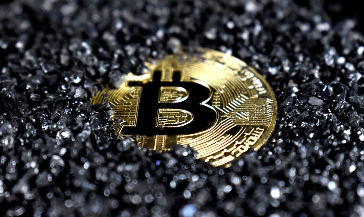 B HODL 今日在 AQSE 成长市场挂牌,募资超 1500 万英镑专注比特币积累