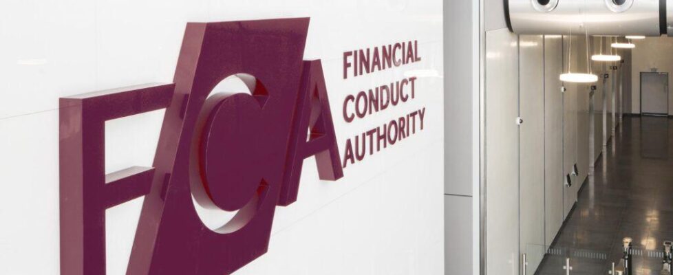 FCA研究揭露英国投资养老金骗局:80万人受损推出公司资质查询工具防诈