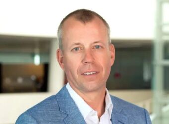 Saxo Bank首席商业官Stig Christensen离职 10年高管在Safra集团收购前夕出走 多家资深高管近期相继离开