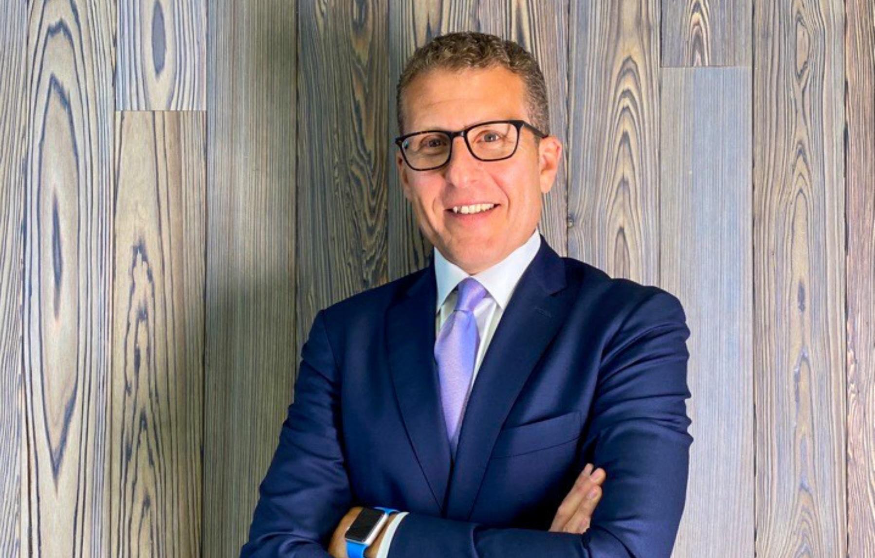 Jason Paltrowitz 创立 Crossbridge Advisors LLC,专注美国市场准入咨询
